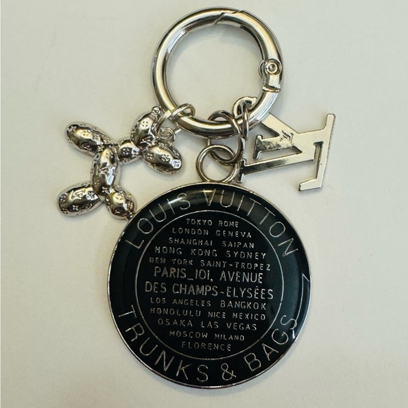 Up cycled Louis Vuitton Silver and Black Keychain - Picture 1 of 8